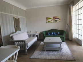 First Floor Apartment in Melville